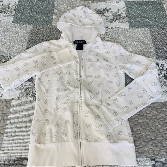 Magazine Other - 🎲 💖 Cute Used Sweater with Dice Patern